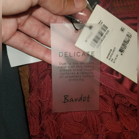 NWT Bardot Burgundy Gemma Halter Lace Dress Size 4 - Picture 9 of 14